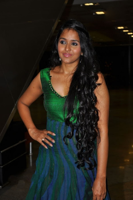 playback female singer smitha rwalk actress pics